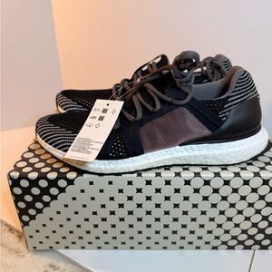**NEW** Adidas Ultra Boost Stella McCartney Smoked Pink Running Shoes
